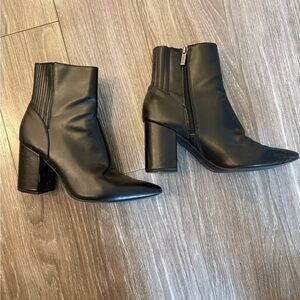 Unisa Black Heeled Ankle Boots